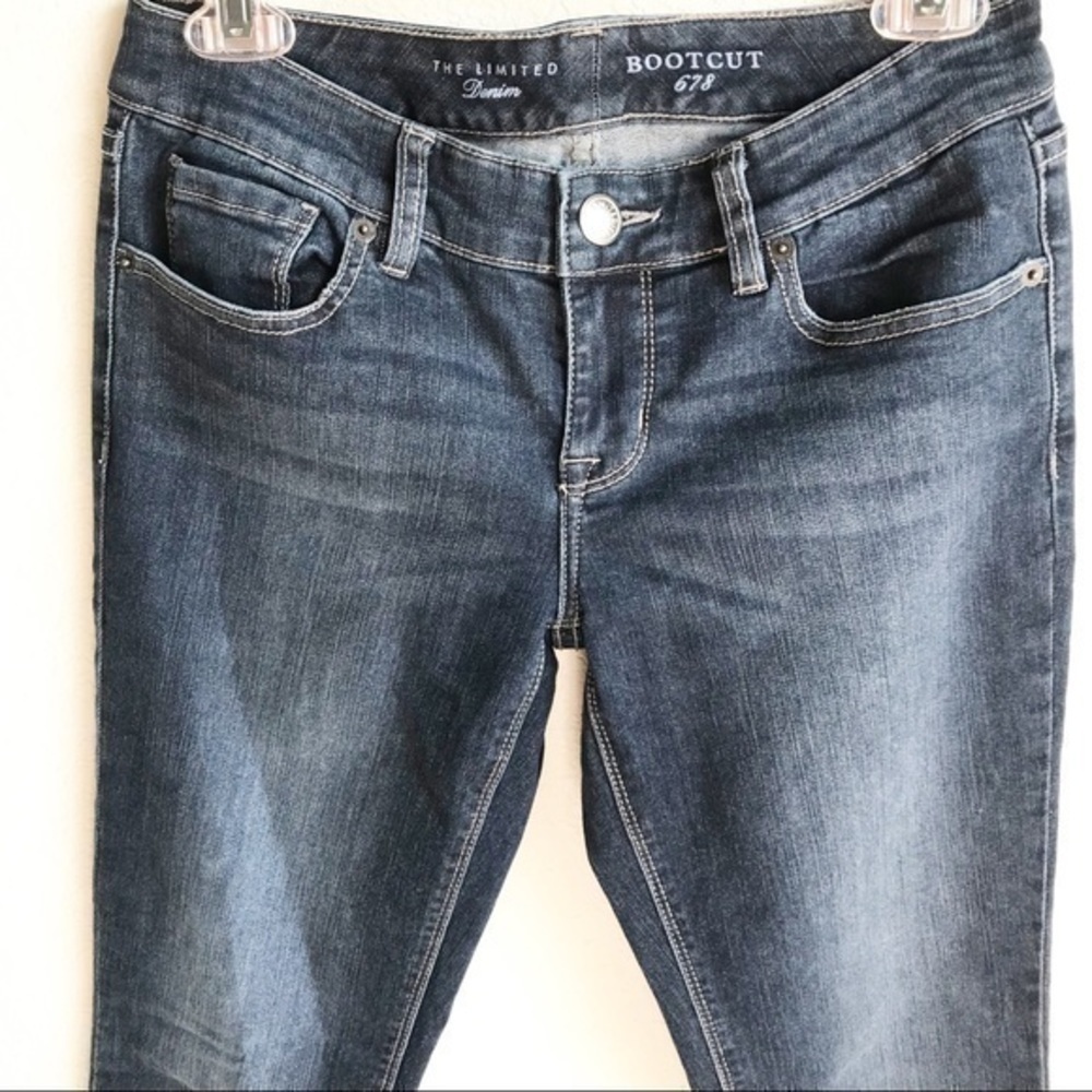 The Limited Denim Boot Cut 678, size 2 - Picture 2 of 8
